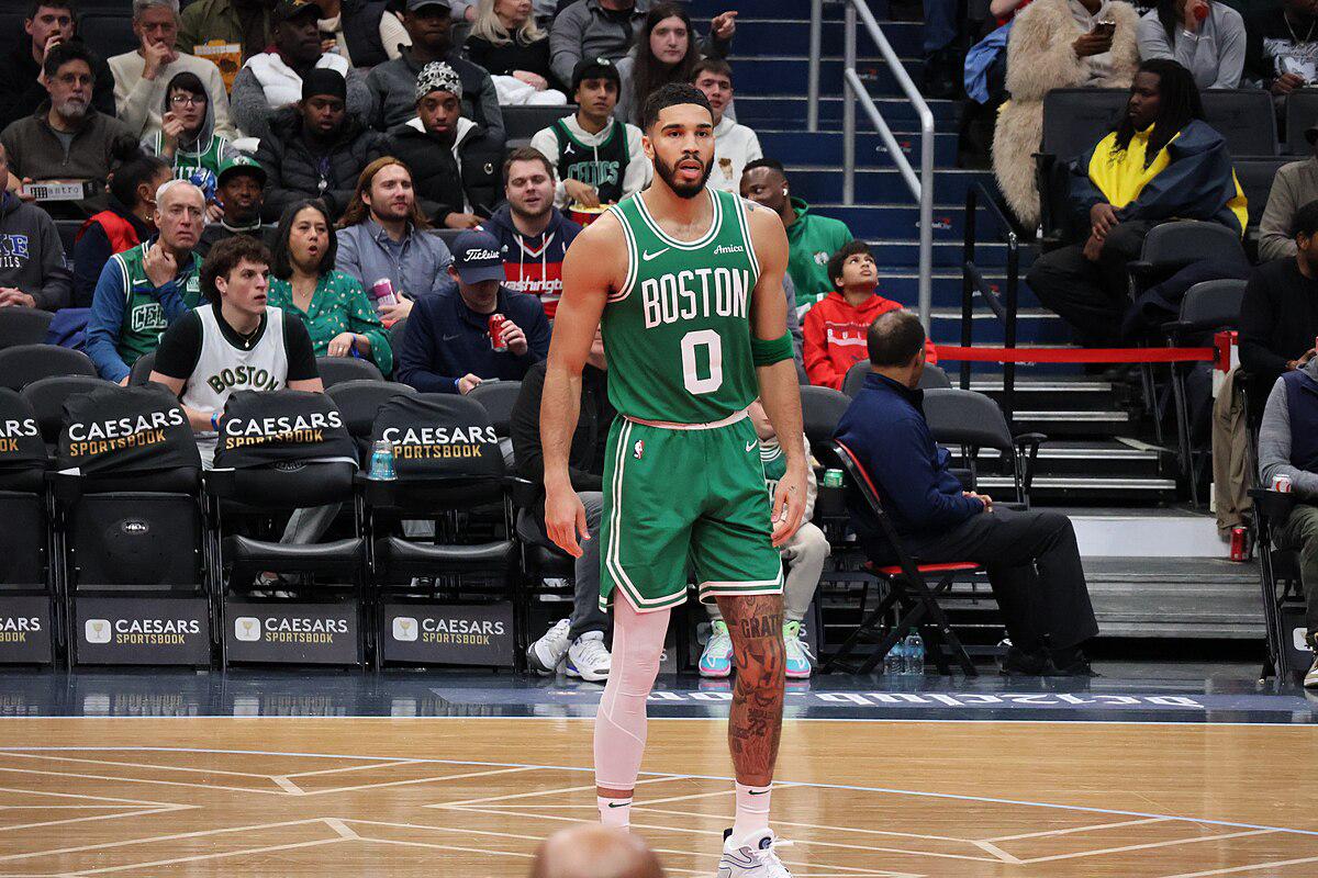 塔图姆跟腱复出2026：298天等待，他回来了